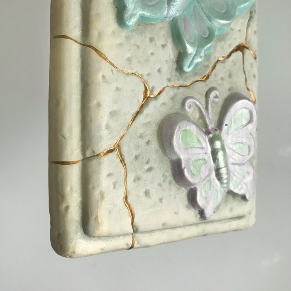 Ceramic Butterfly Wall Plaque - Picture 12 of 12